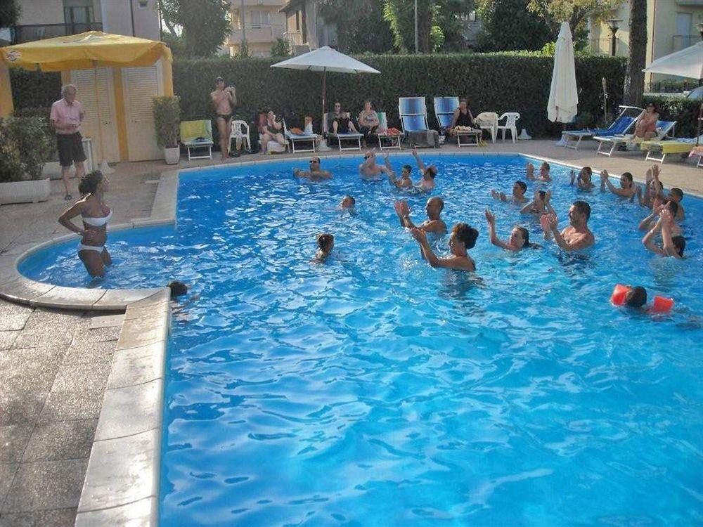 Hotel Bahama Rimini Esterno foto