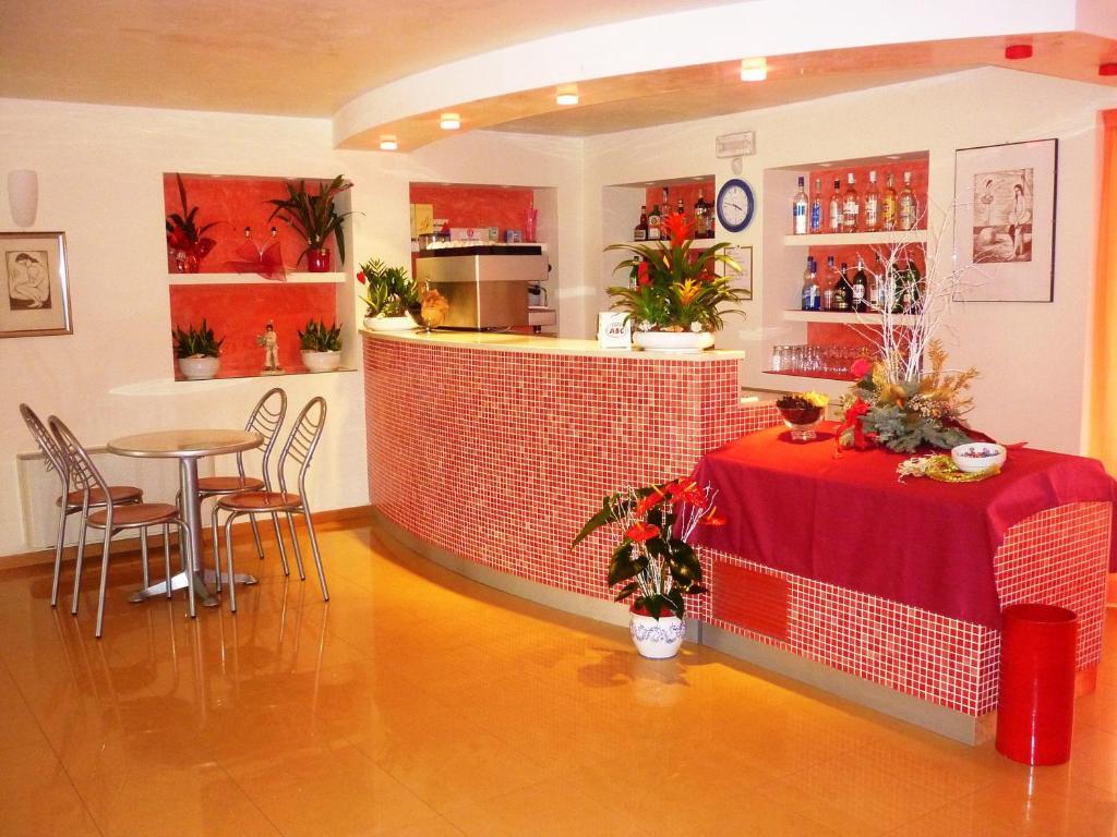 Hotel Bahama Rimini Esterno foto