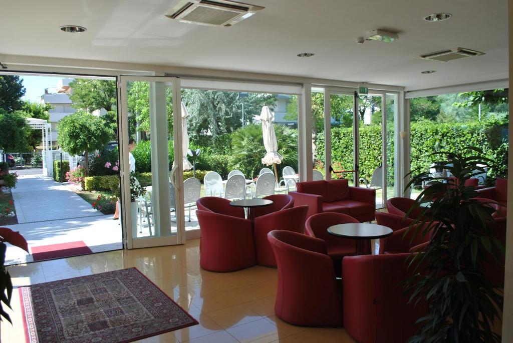 Hotel Bahama Rimini Esterno foto
